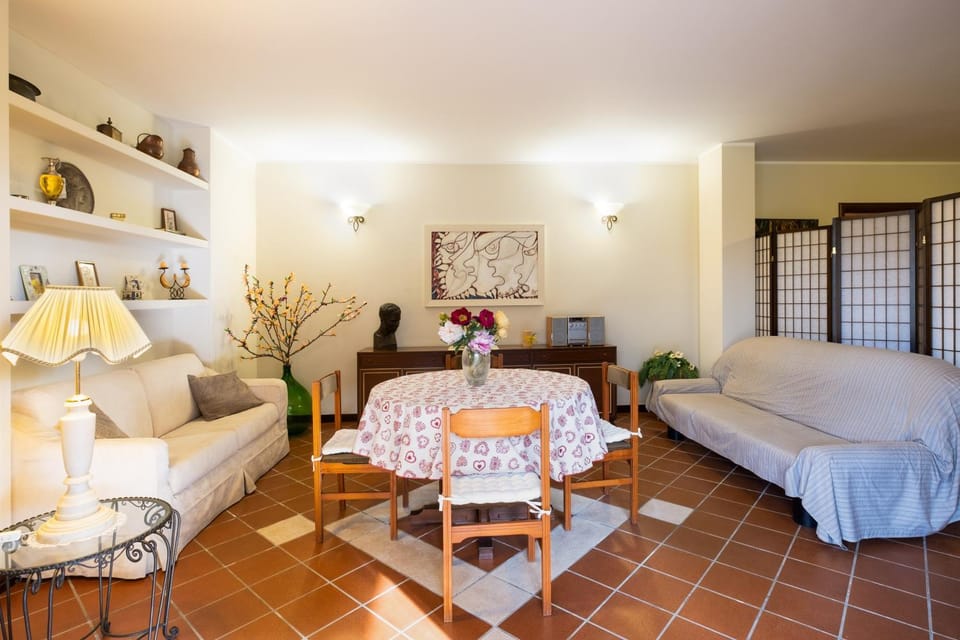 Property building, Living room