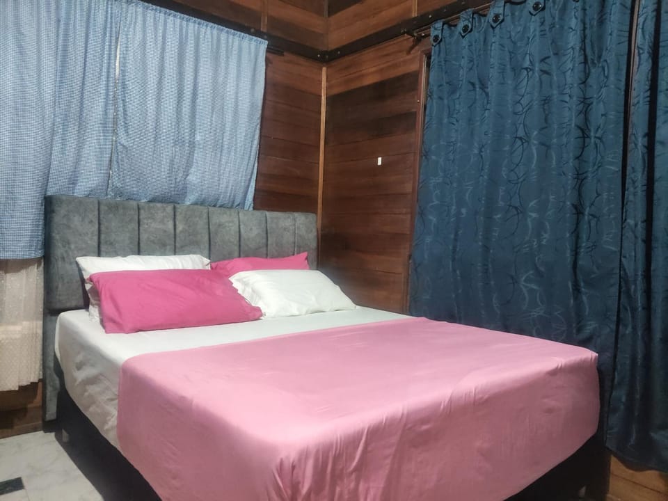HOSPEDAJE TURÍSTICO CAMPESTRE "VILLA ALONDRA" Parqueo Privado! House in Villavicencio
