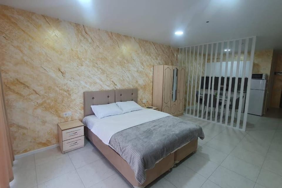 Просторная студия, New Boulevard Apartment in Batumi