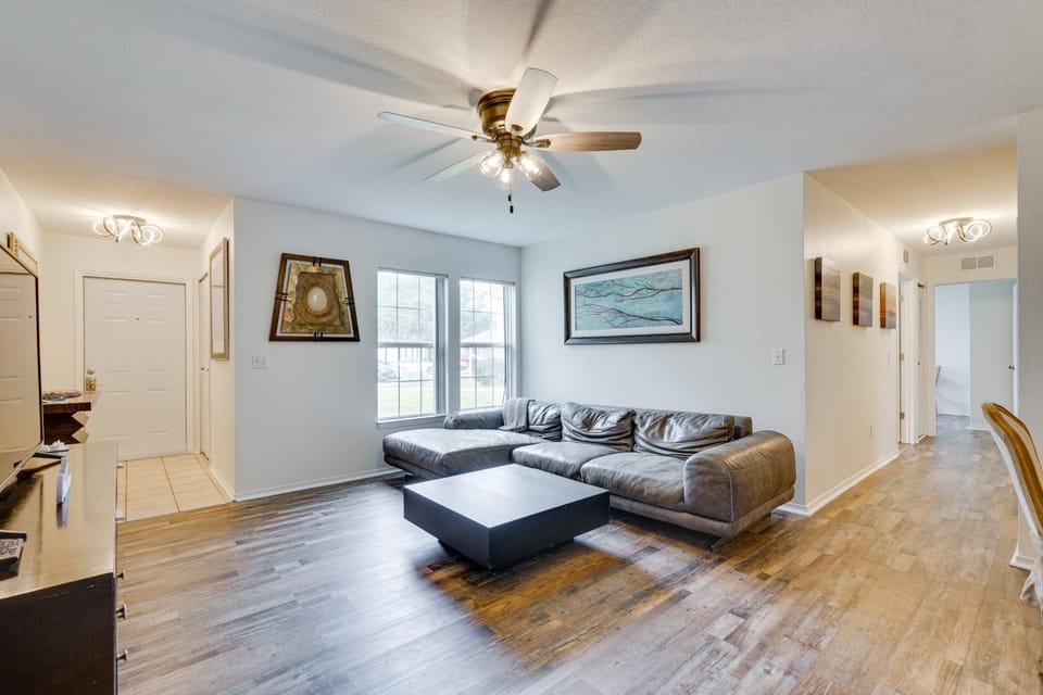 PCB Condo w/ Pool Access: 1 Mi to Beach! House in Panama City Beach