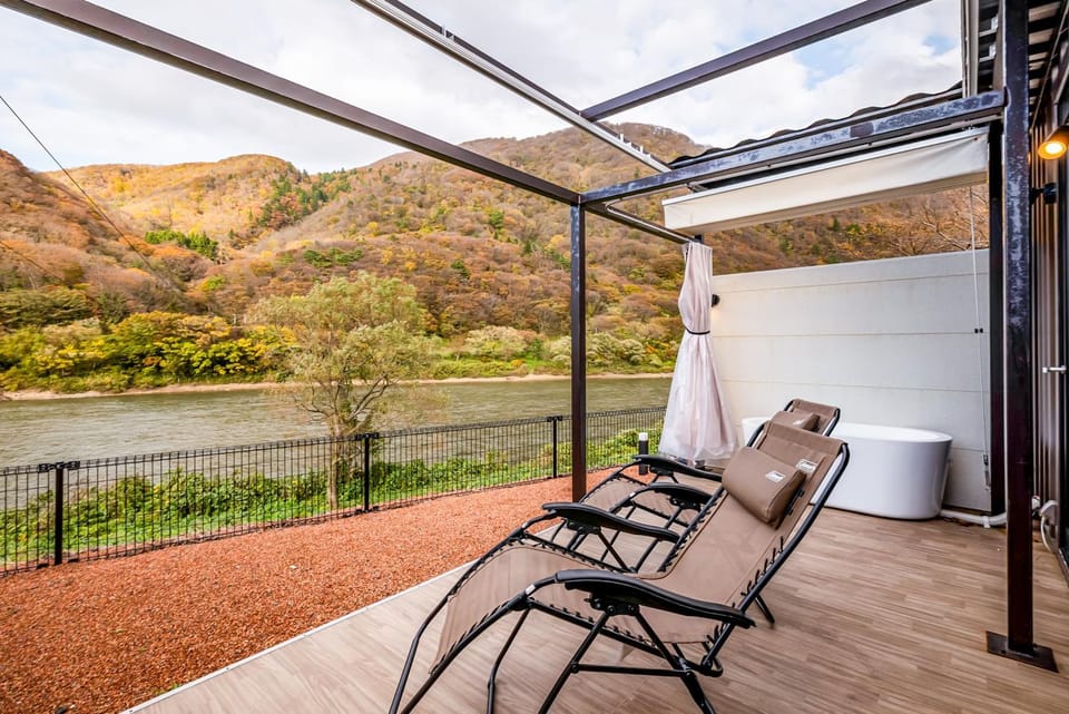Patio, Day, Natural landscape, View (from property/room), Balcony/Terrace, Autumn, Mountain view, River view