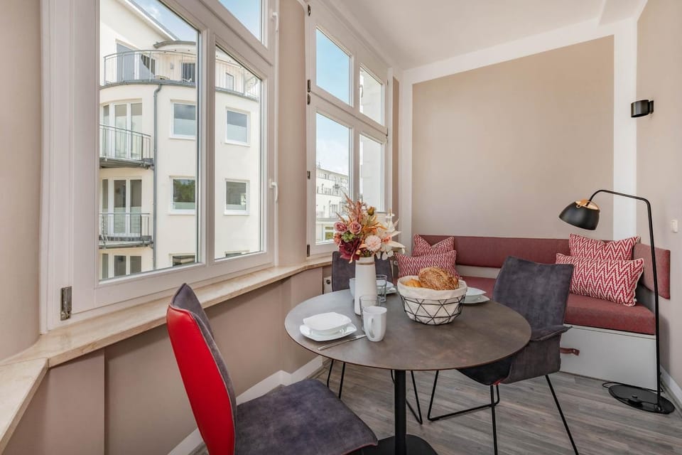 Villa Carmen Strandkorb Apartment in Heringsdorf