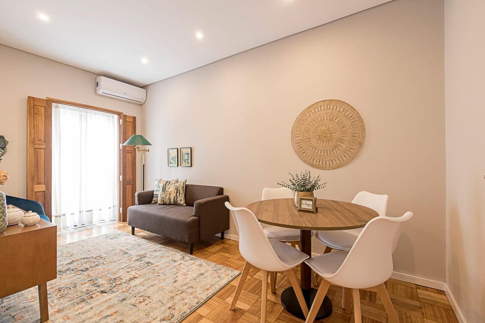 Lovely Flat Marquês Apartment in Porto