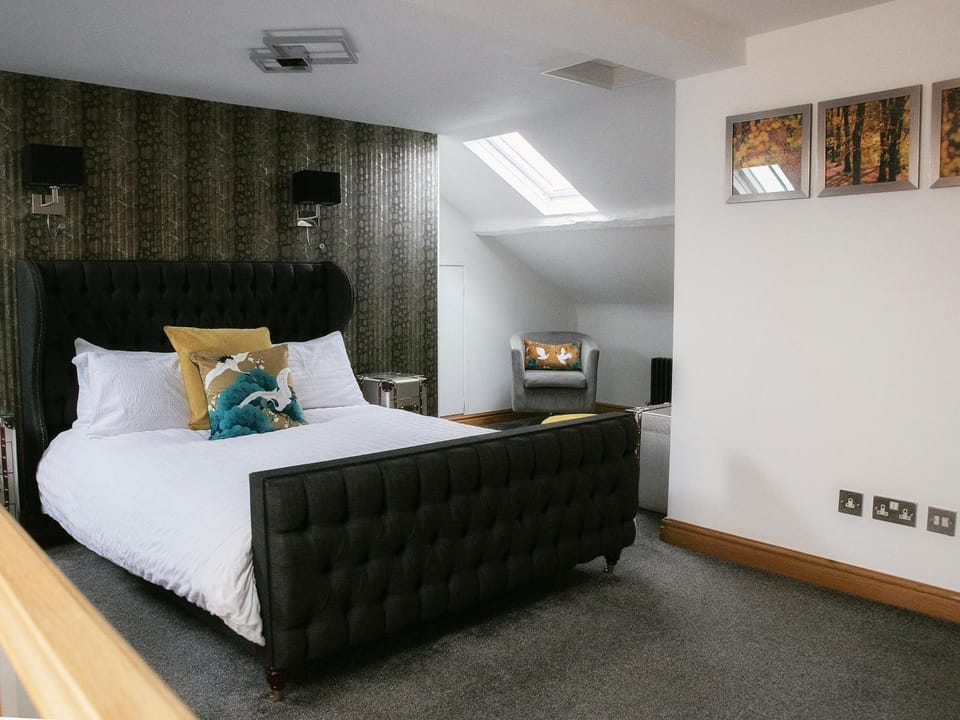 Photo of the whole room