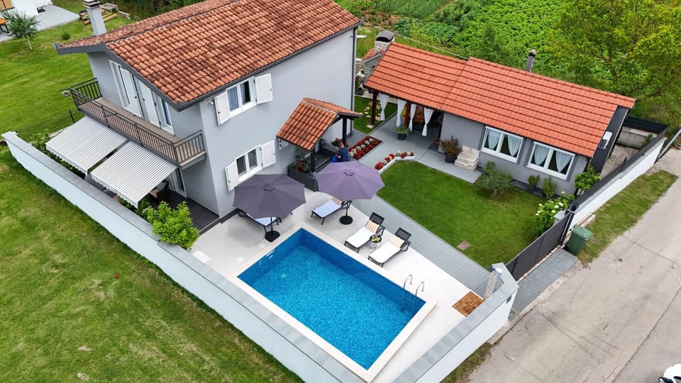 Villa Batarelo fully air-conditioned Villa in Split-Dalmatia County
