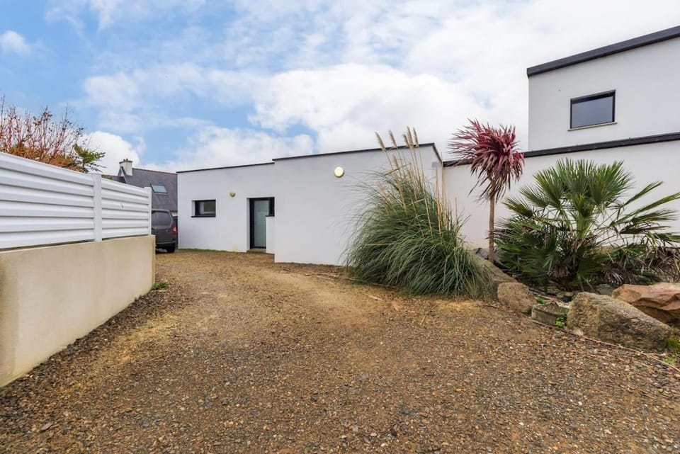 Maison familiale à Trégastel - proche des plages Bed and Breakfast in Trégastel