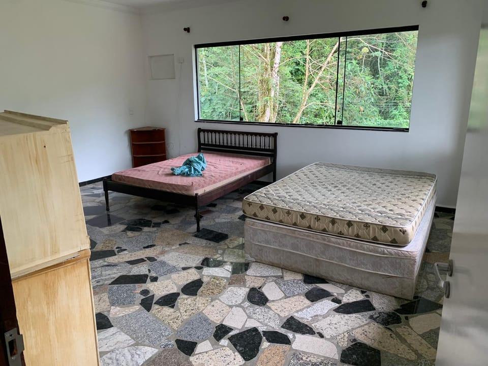 Casa com quintal grande Bed and Breakfast in Ubatuba