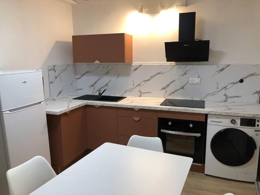 pet friendly, stove, washing machine, dryer