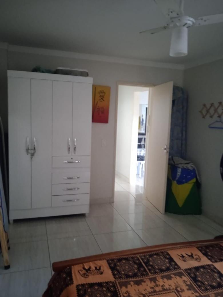 Bed, Photo of the whole room, Bedroom, fireplace, wardrobe