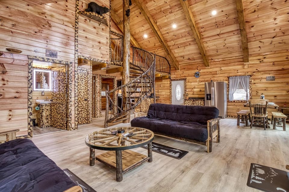 A Playful Bears Cabin #312 Cabin in Tennessee
