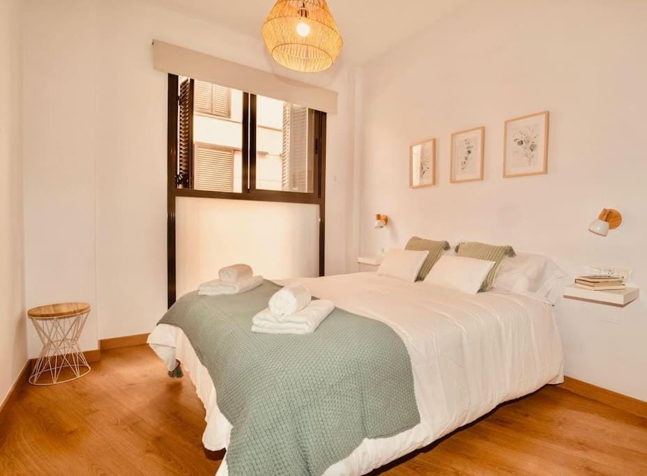 Postigo Catedral con parking opcional Apartment in Granada