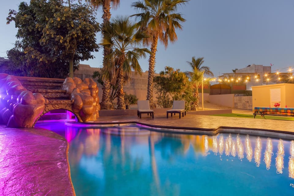 Swimming pool