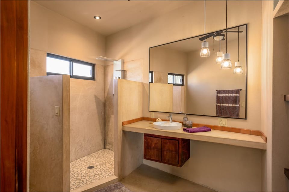 Shower, Bathroom, towels