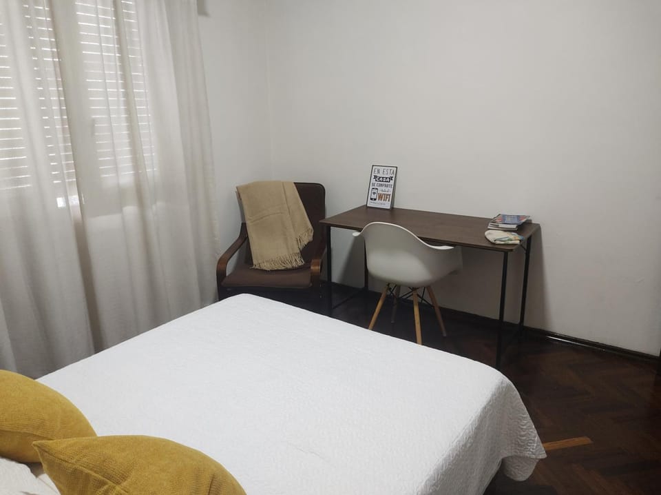 Habitación Privada Vacation rental in Montevideo Department, Uruguay