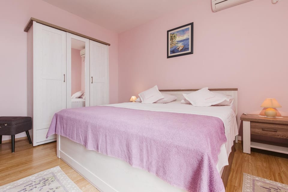 Apartment Kuzmanić Apartment in Split-Dalmatia County