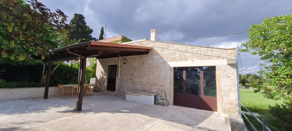Property building, Patio
