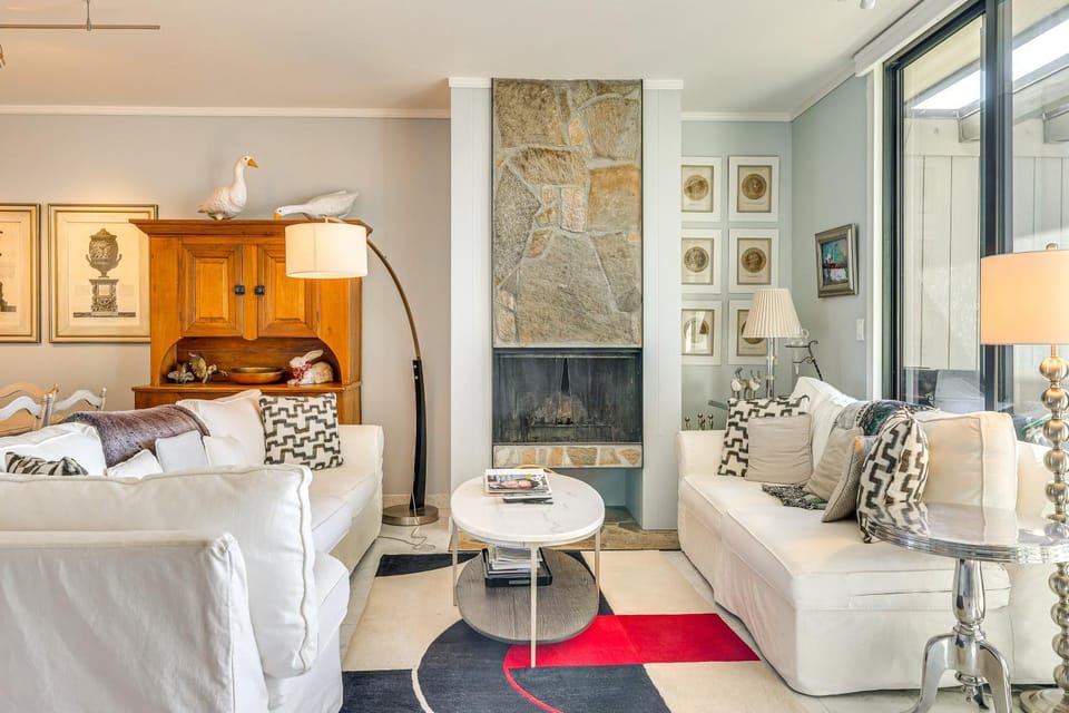 Lake Tahoe Gem with Furnished Deck and Water Views! Apartment in Incline Village