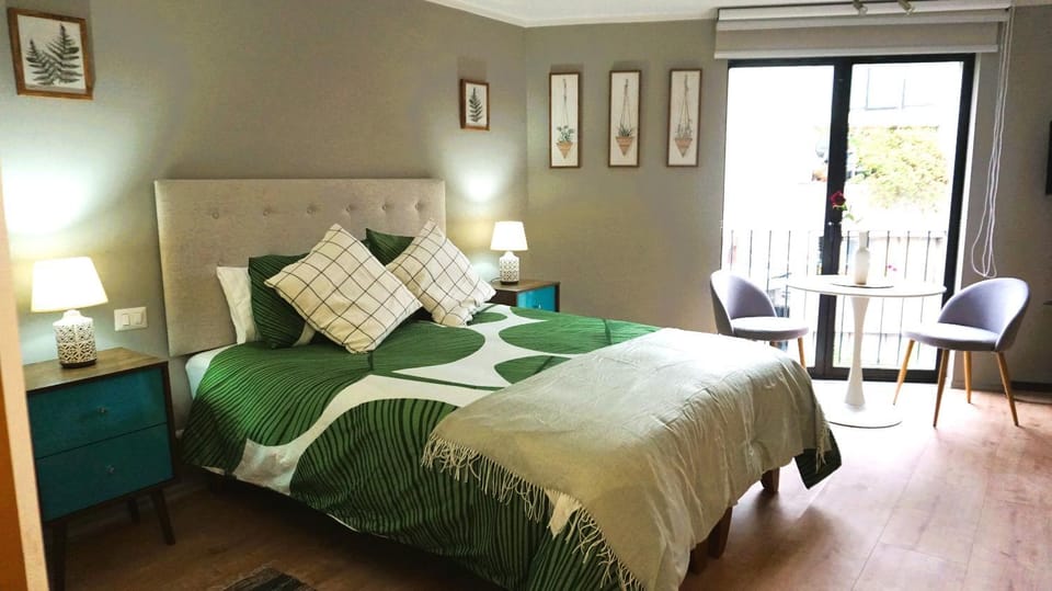 Bed, Living room, Photo of the whole room, Bedroom