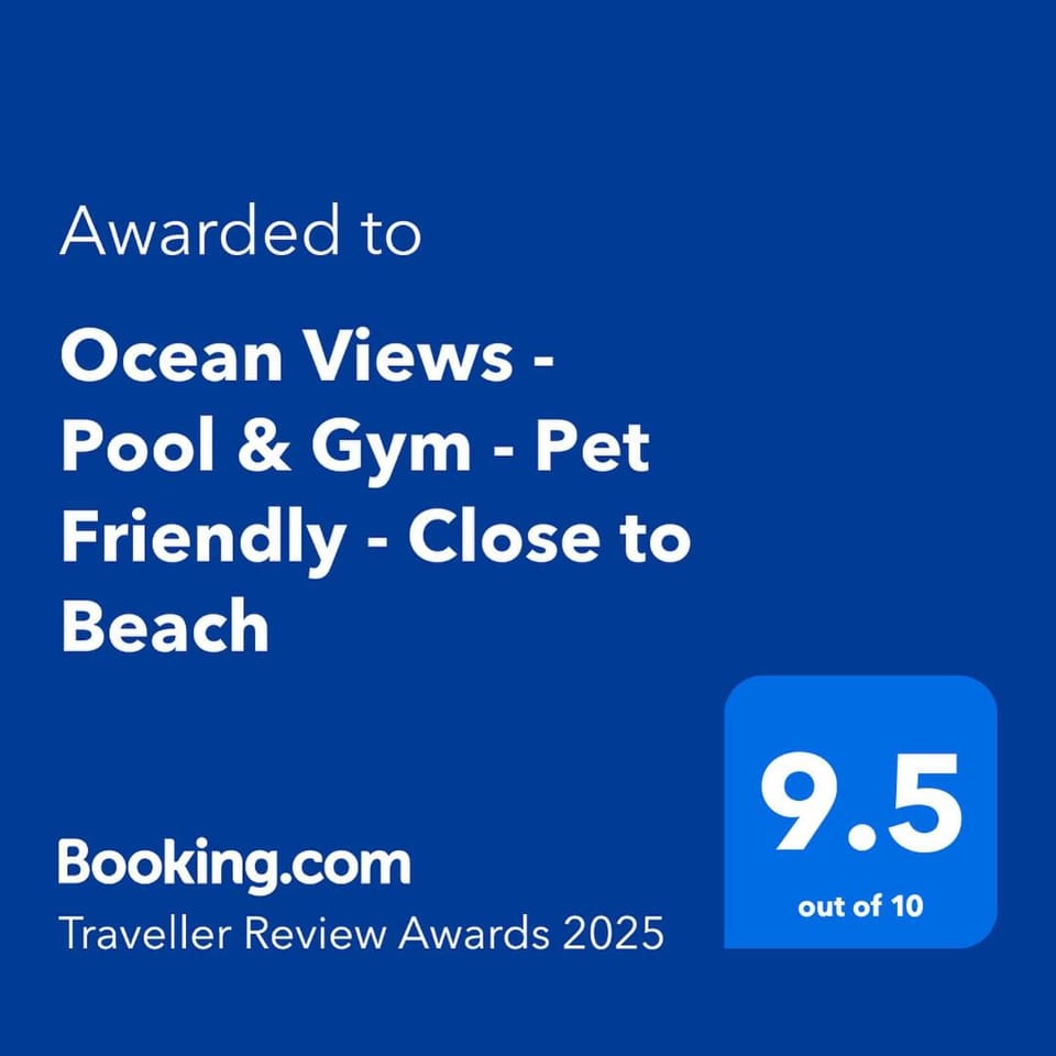 Ocean Views - Pool & Gym - Pet Friendly - Close to Beach Apartment in Hallandale Beach