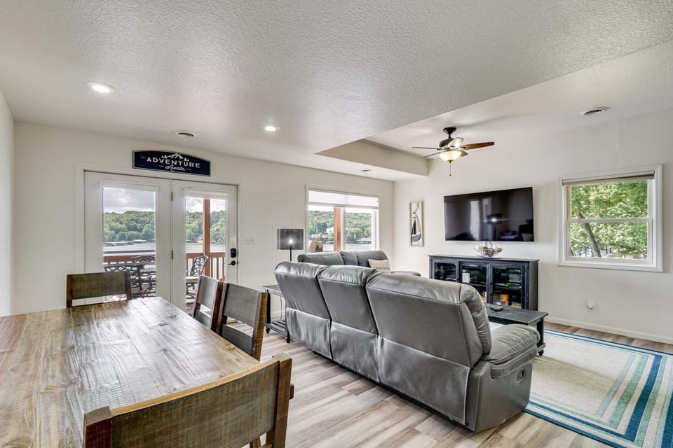 Boat Dock & Slip Access: Lake of the Ozarks Gem House in Village Four Seasons