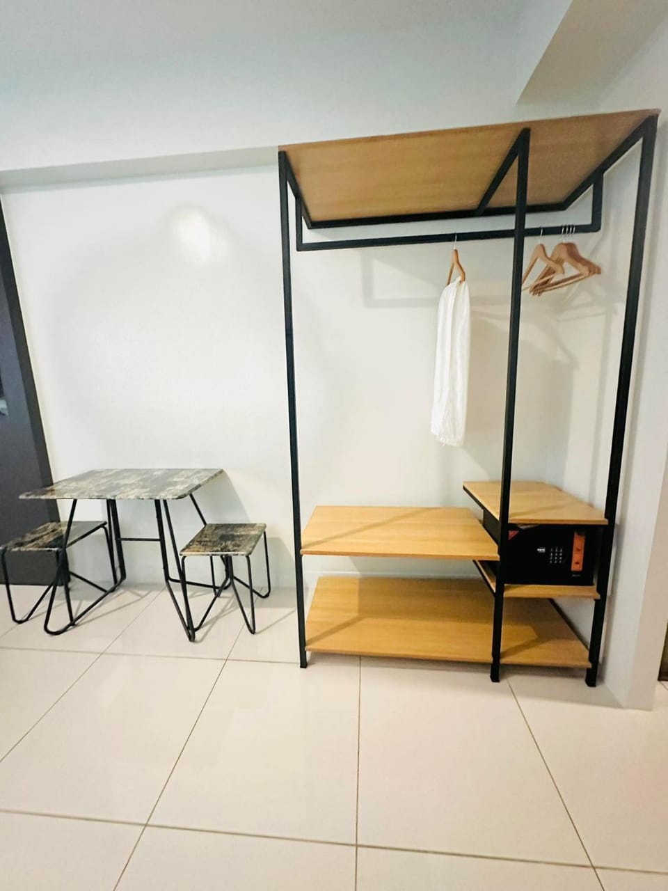 41st Floor Horizons 101 Condo Apartment in Lapu-Lapu City