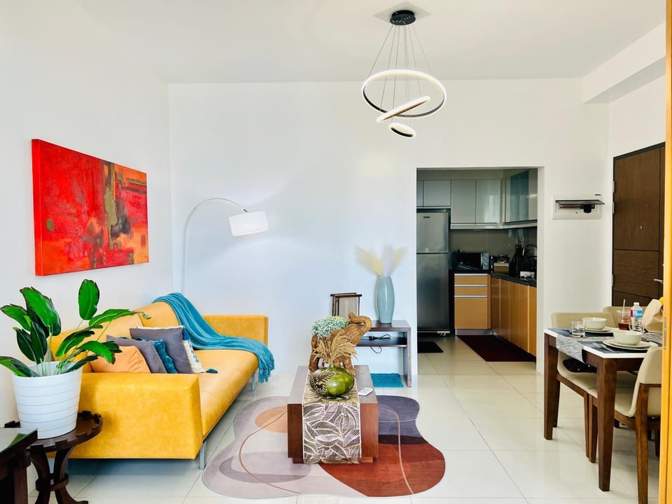 Living room, Seating area, Dining area, kitchen