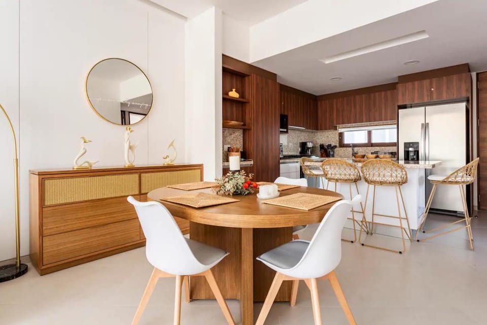 Dining area, minibar, air conditioner