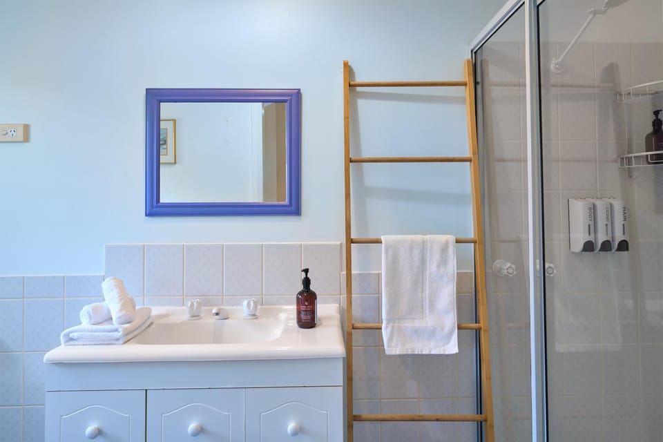 Shower, Bathroom, towels, towels