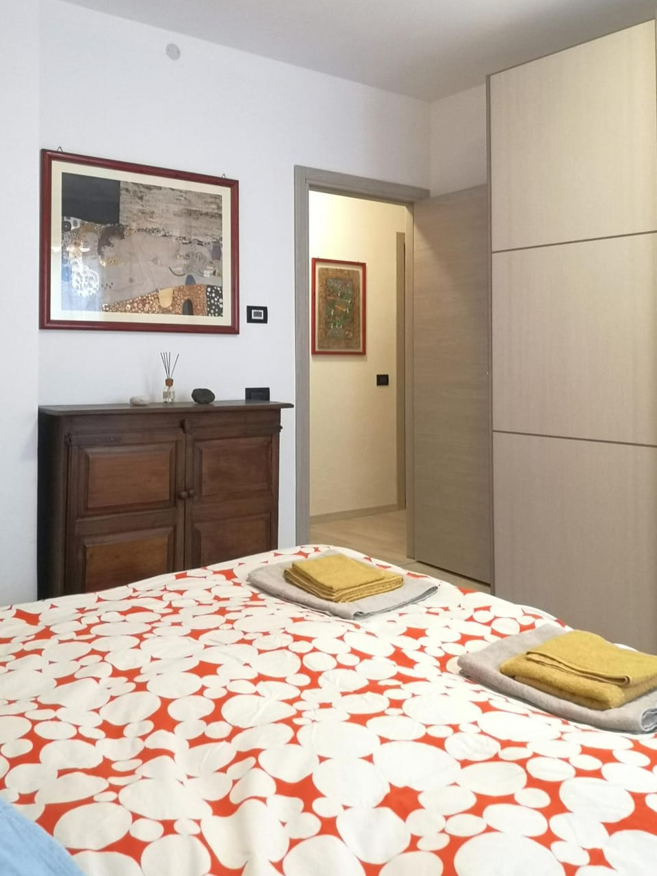 Bed, Bedroom, wardrobe