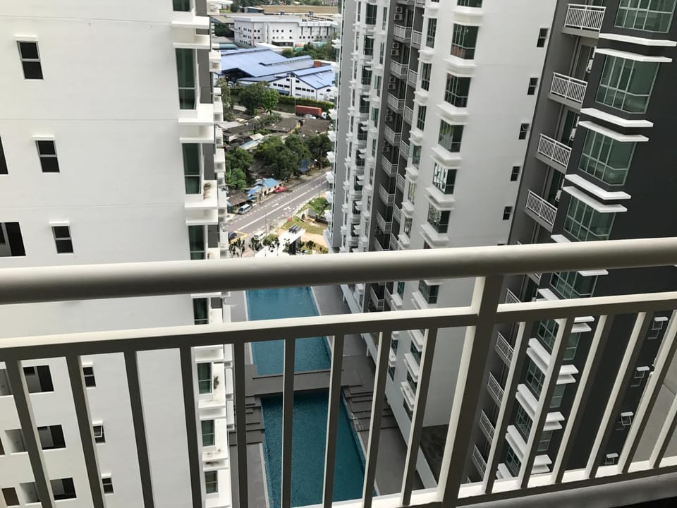 Balcony/Terrace, Swimming pool