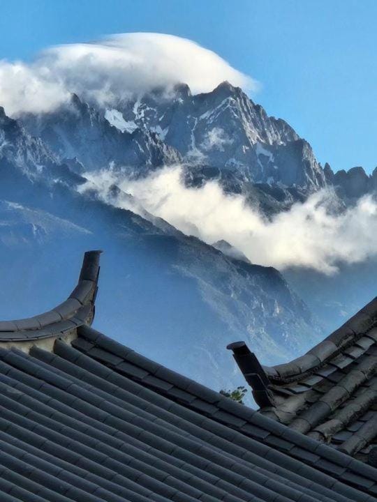 Balcony/Terrace, Landmark view, Mountain view