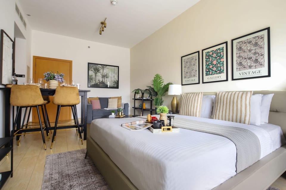 Frank Porter - Genesis by Meraki Apartment in Dubai