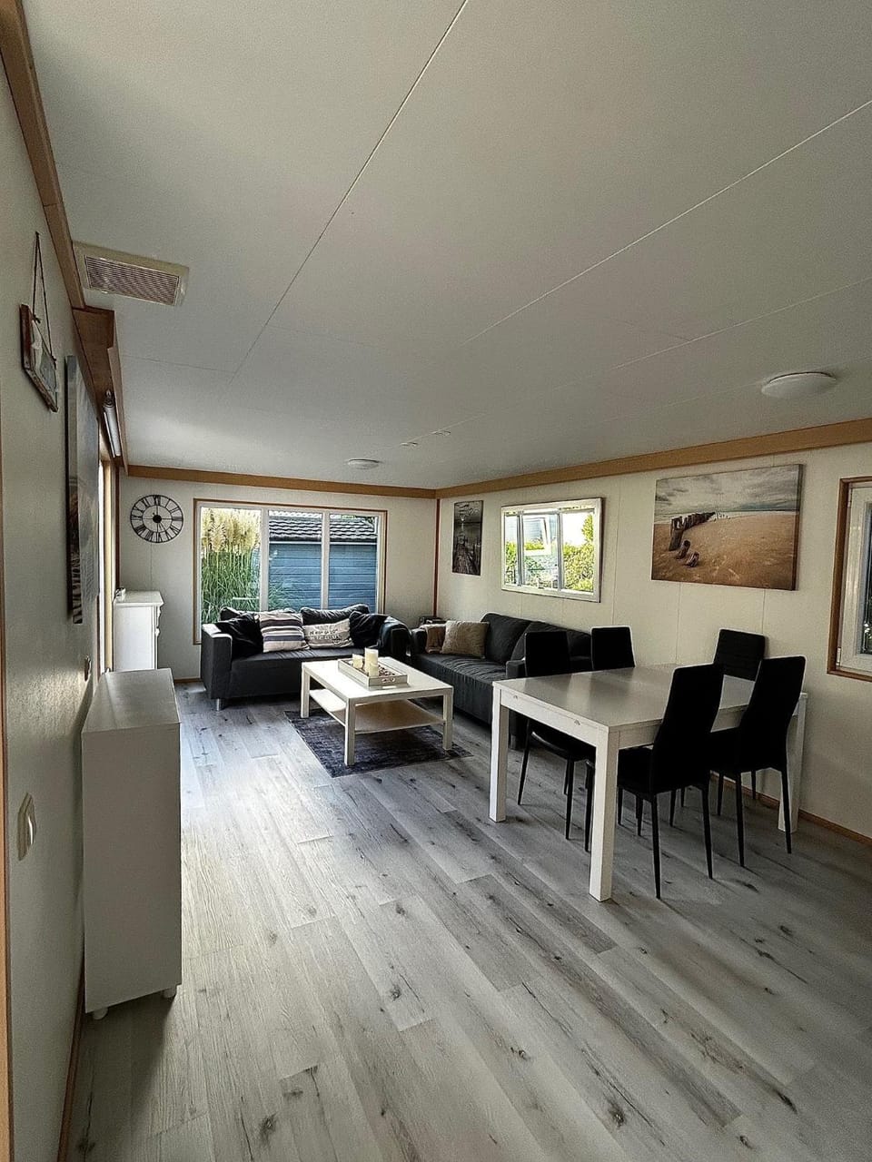 Communal lounge/ TV room, Living room