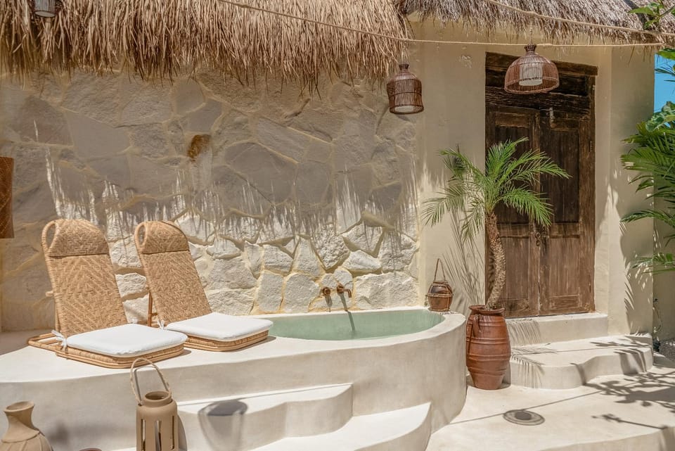 Villa Zalana - Soul of Nature Luxe Escape with Ethnic Charm Concept - 3 min from beach Villa in North Kuta