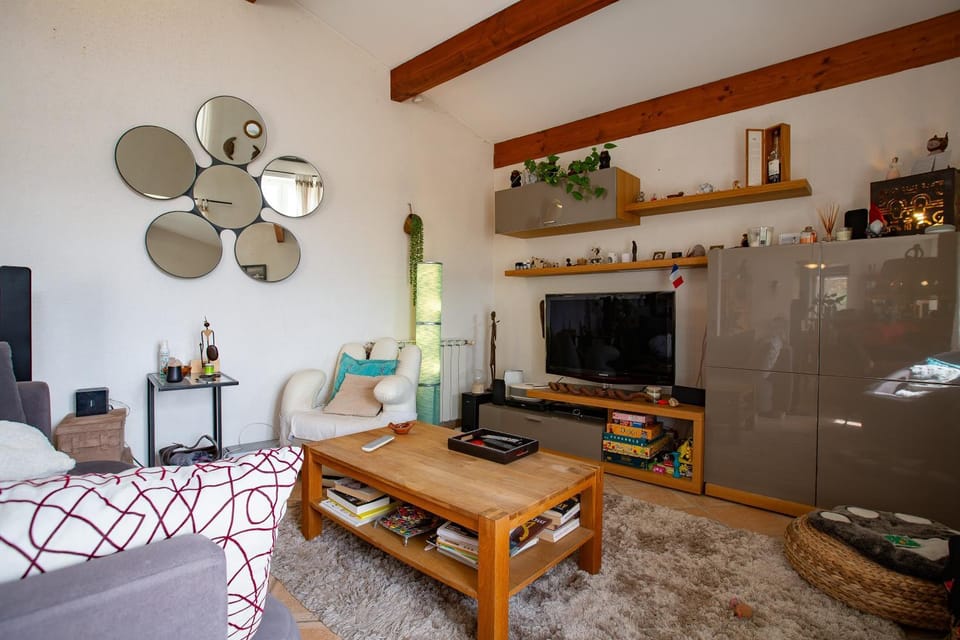 Property building, Living room