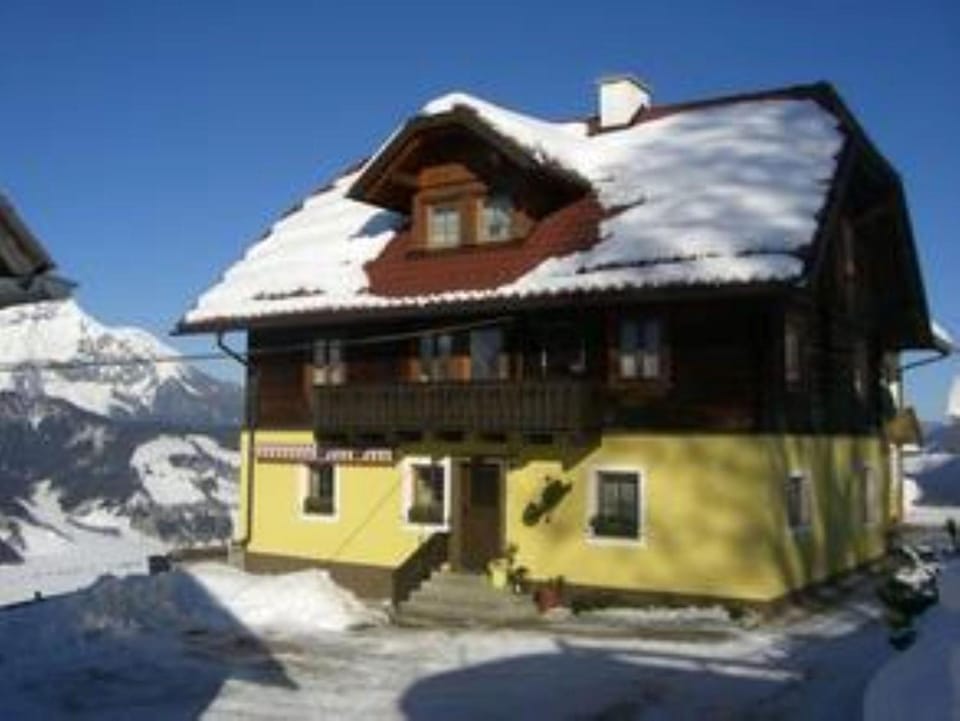 Property building, Winter