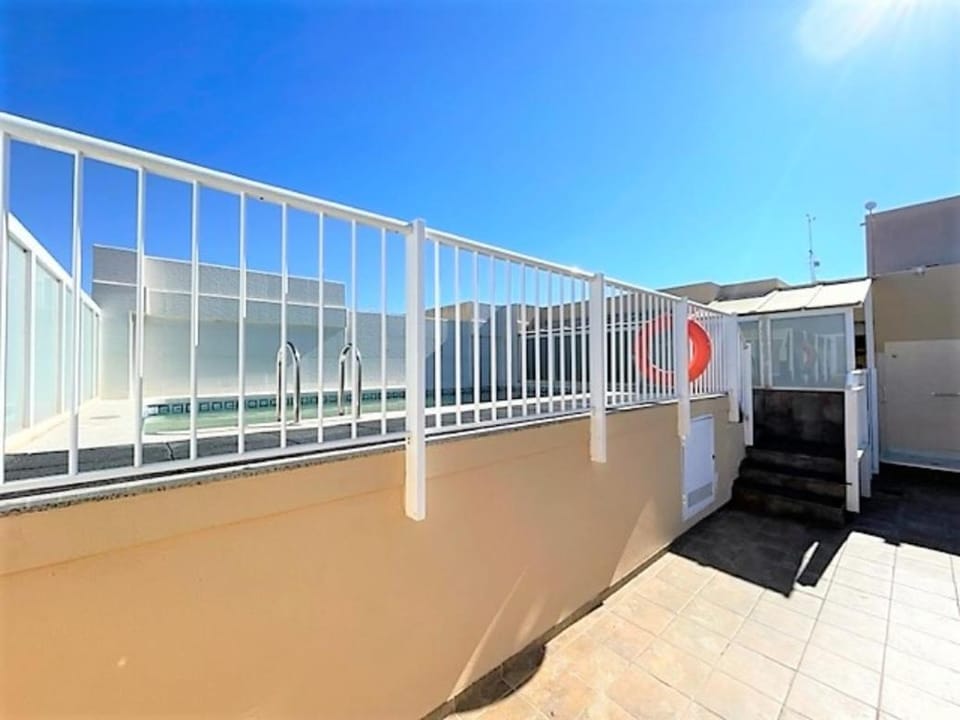 View (from property/room), Landmark view, Sea view, Entertainment