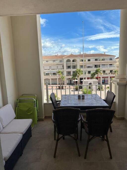 Trevlig lägenhet i City Nerja Apartment in Nerja
