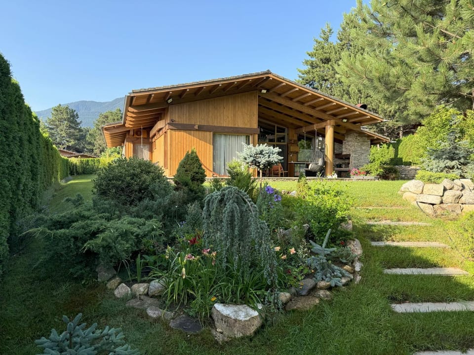 Property building, Garden