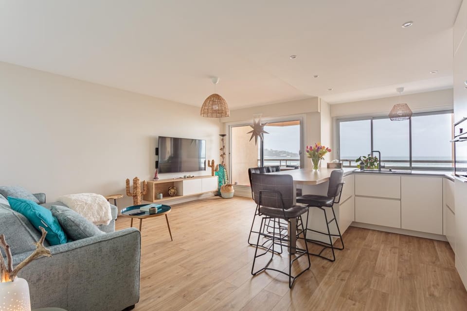 OCEAN Superbe appartement vue mer à 2 pas de la plage classé 3 étoiles Apartment in Hendaye