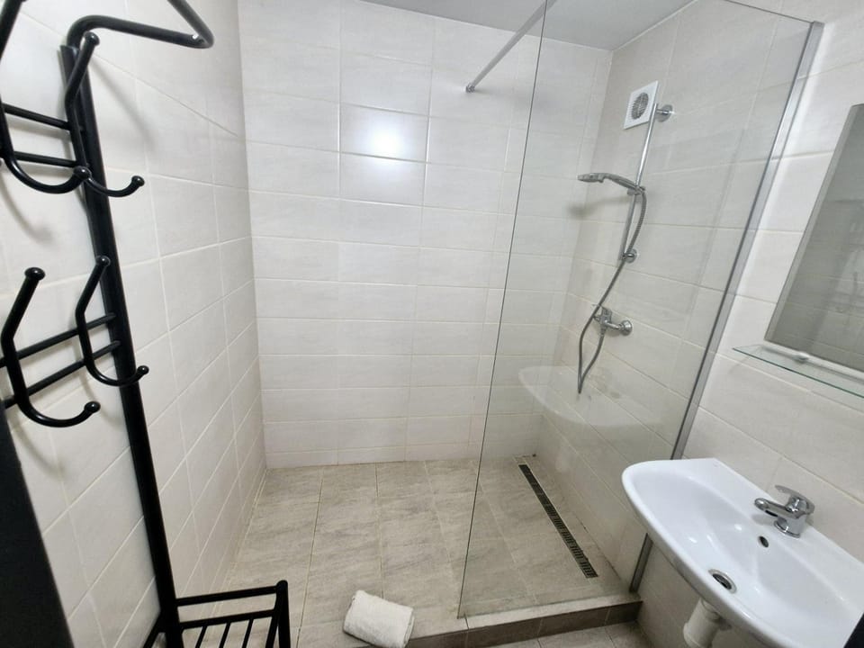 Turistická ubytovňa pri školskom internáte Medická 2 Bed and Breakfast in Slovakia