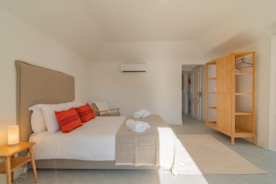 Bed, Bedroom, wardrobe