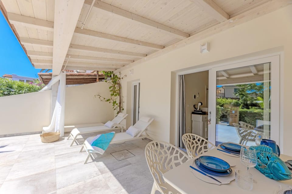 Property building, Dining area