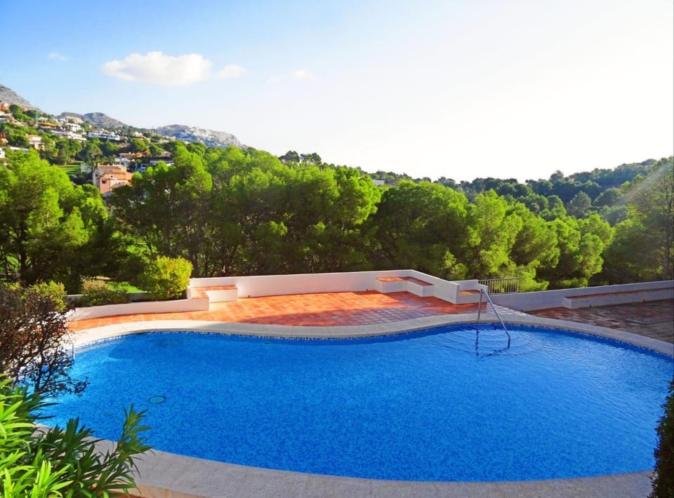 Mountain view, Swimming pool