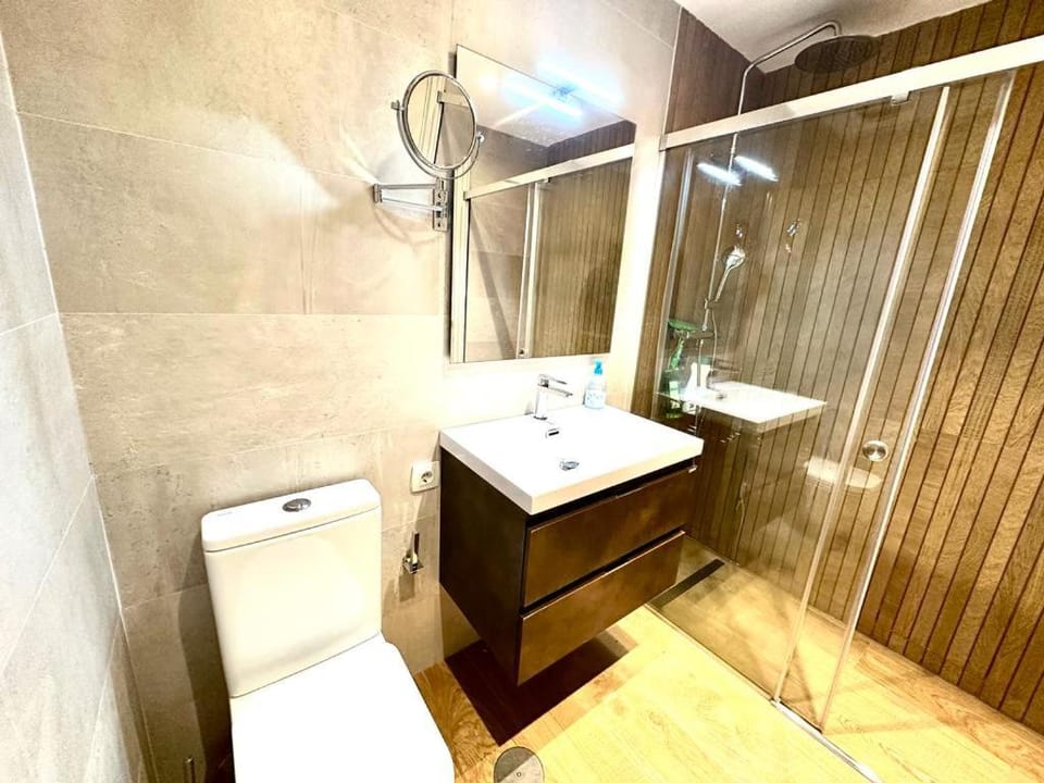 Shower, Bathroom