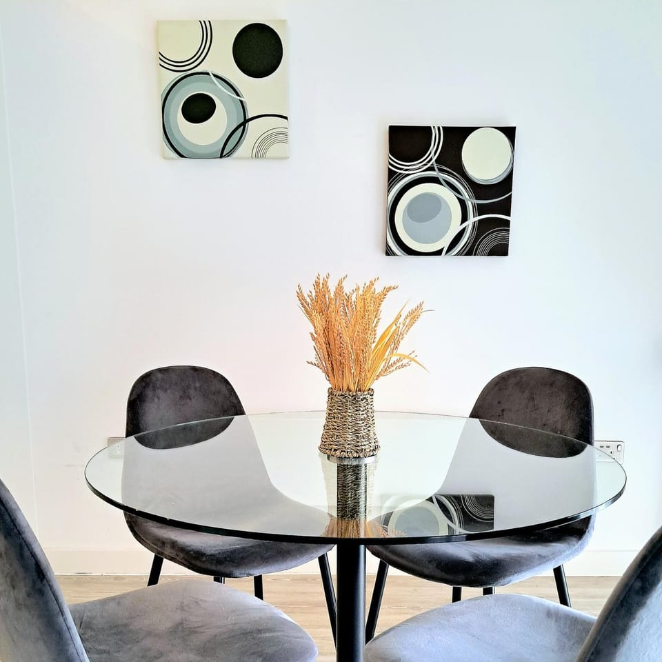 Decorative detail, Dining area