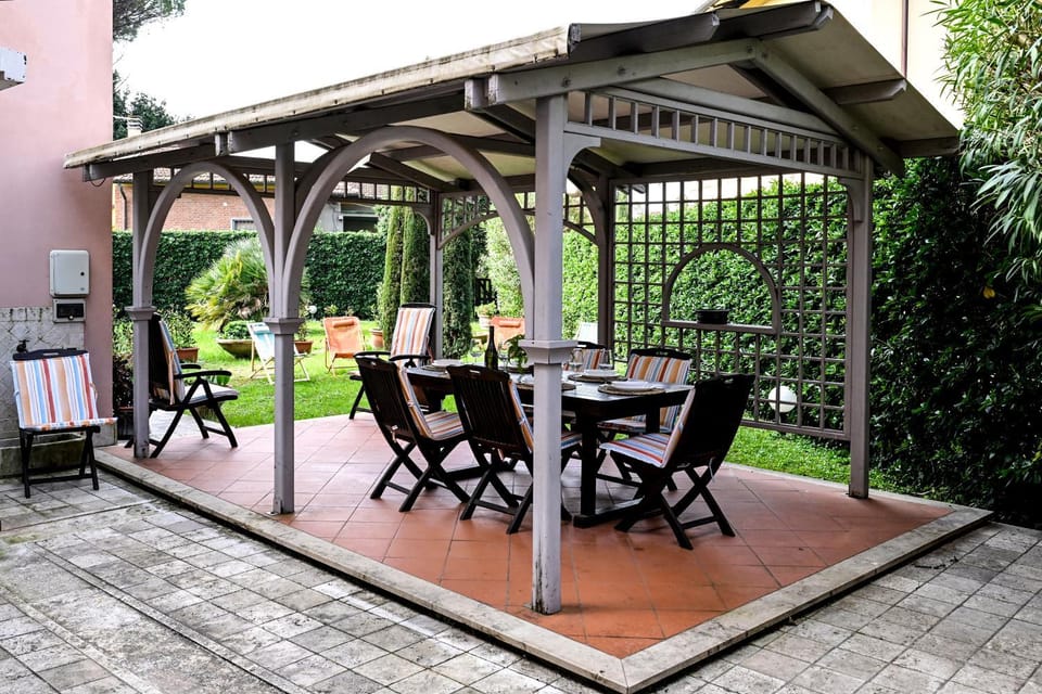 Patio, Spring, Day, Garden, View (from property/room), Dining area, Garden view