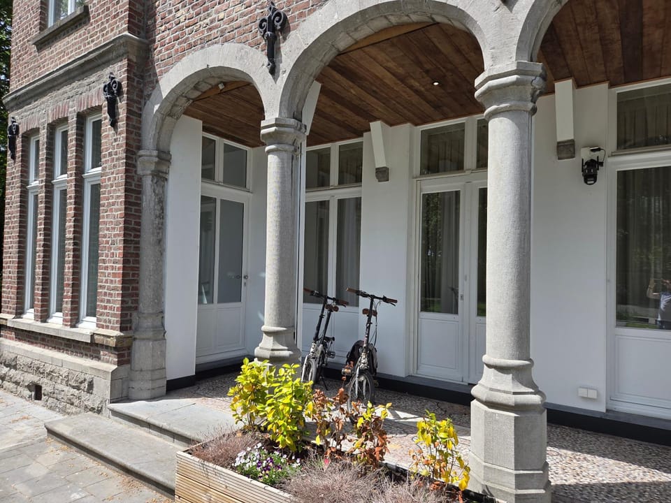 Reiger Burg Apartment in Ypres
