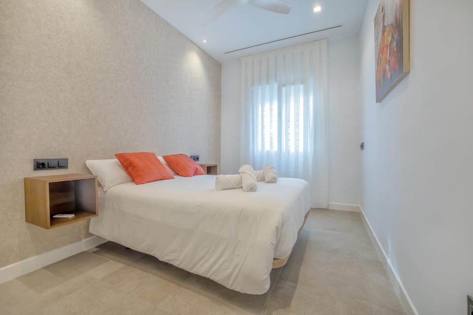 Bed, Bedroom, heating, towels, air conditioner