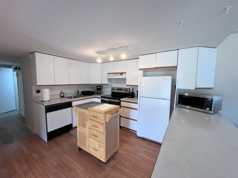 Waterfront, Mountainview House in Castlegar House in Castlegar